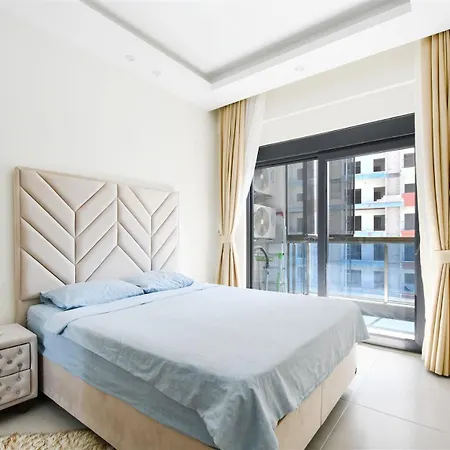 Gokgur 2-bedroom For Rent, 400 Meters From The Sea, Mahmutlar, Lejlighed Alanya